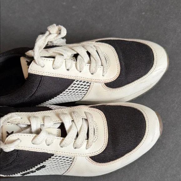 Michael Kors Monochrome Lace-Up Sneakers - Picture 2 of 4